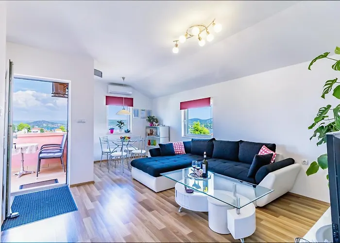 With Parking Space Bilice, Krka - 13545 *